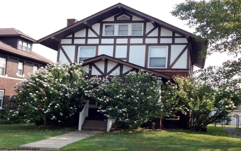 606 Stanley Avenue, Clarksburg, West Virginia 26301, 3 Bedrooms Bedrooms, 7 Rooms Rooms,1 BathroomBathrooms,Single Family Detached,For Sale,Stanley,10161095