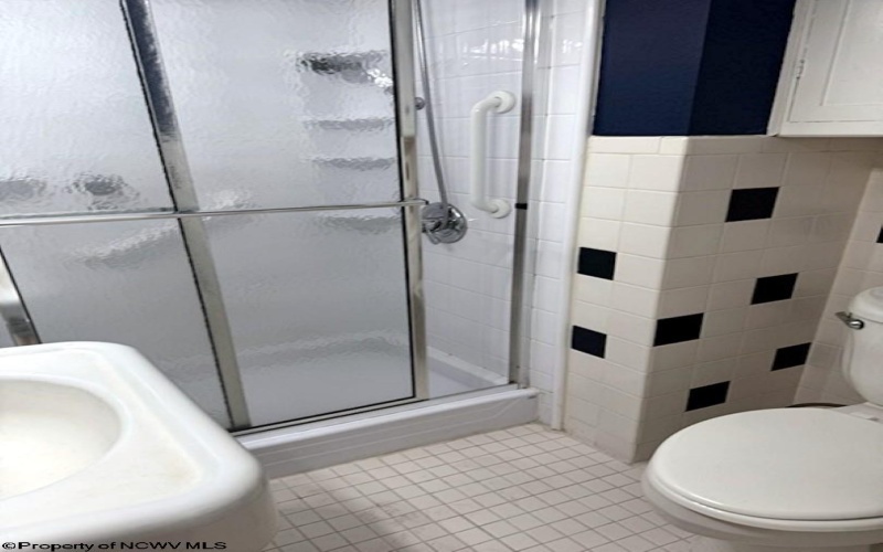 606 Stanley Avenue, Clarksburg, West Virginia 26301, 3 Bedrooms Bedrooms, 7 Rooms Rooms,1 BathroomBathrooms,Single Family Detached,For Sale,Stanley,10161095
