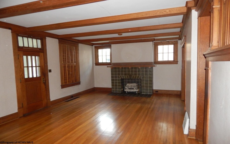 606 Stanley Avenue, Clarksburg, West Virginia 26301, 3 Bedrooms Bedrooms, 7 Rooms Rooms,1 BathroomBathrooms,Single Family Detached,For Sale,Stanley,10161095