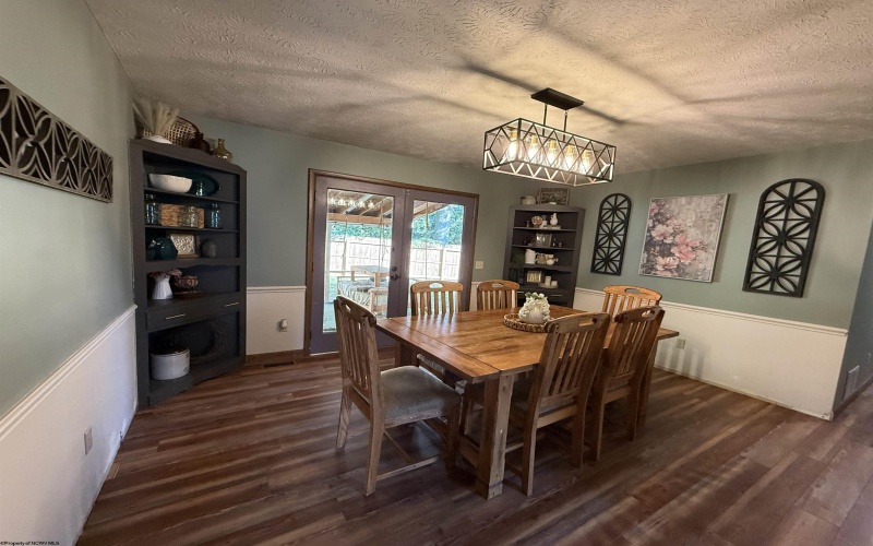 400 Andrews Street, Elkins, West Virginia 26241, 3 Bedrooms Bedrooms, 9 Rooms Rooms,2 BathroomsBathrooms,Single Family Detached,For Sale,Andrews,10161100