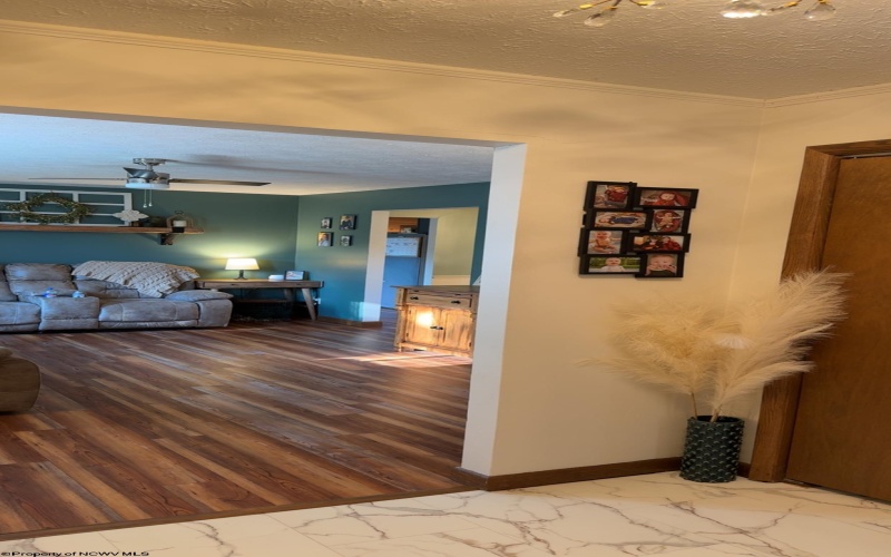 400 Andrews Street, Elkins, West Virginia 26241, 3 Bedrooms Bedrooms, 9 Rooms Rooms,2 BathroomsBathrooms,Single Family Detached,For Sale,Andrews,10161100