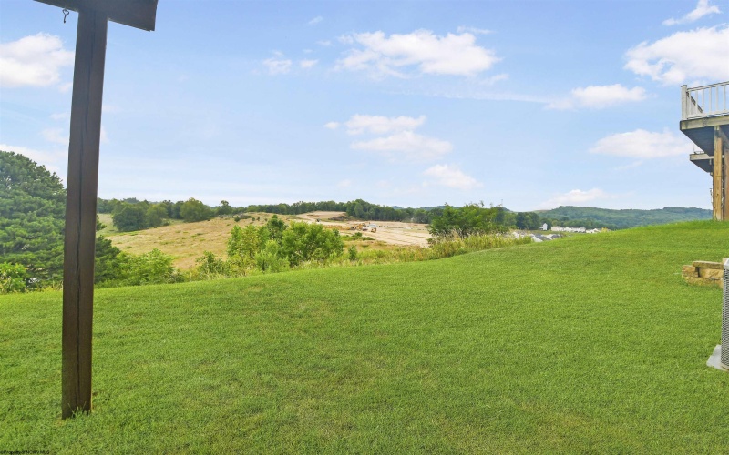 120 Tee Drive, Maidsville, West Virginia 26541, 3 Bedrooms Bedrooms, 5 Rooms Rooms,2 BathroomsBathrooms,Single Family Attached,For Sale,Tee,10161127