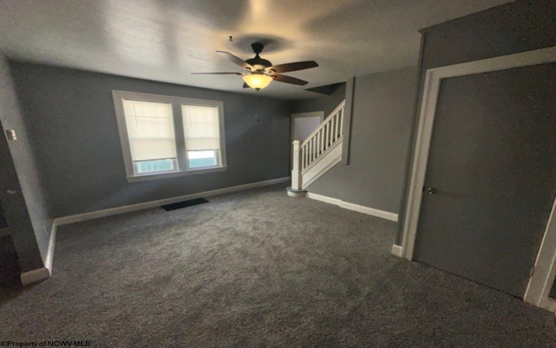 24-26 Haddale Avenue, Wheeling, West Virginia 26003, ,Multi-unit/income,For Sale,Haddale,10161108