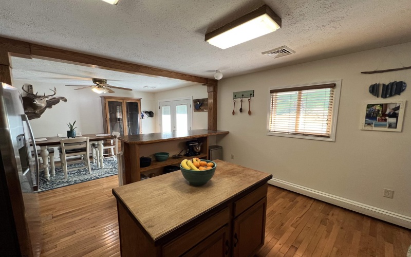449 Hampton Road, Fairmont, West Virginia 26554, 5 Bedrooms Bedrooms, 9 Rooms Rooms,2 BathroomsBathrooms,Single Family Detached,For Sale,Hampton,10161102