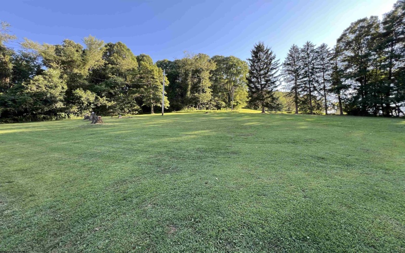 449 Hampton Road, Fairmont, West Virginia 26554, 5 Bedrooms Bedrooms, 9 Rooms Rooms,2 BathroomsBathrooms,Single Family Detached,For Sale,Hampton,10161102