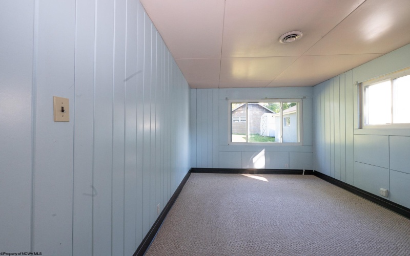 645 Callen Avenue, Morgantown, West Virginia 26501, 2 Bedrooms Bedrooms, 5 Rooms Rooms,1 BathroomBathrooms,Single Family Detached,For Sale,Callen,10161124