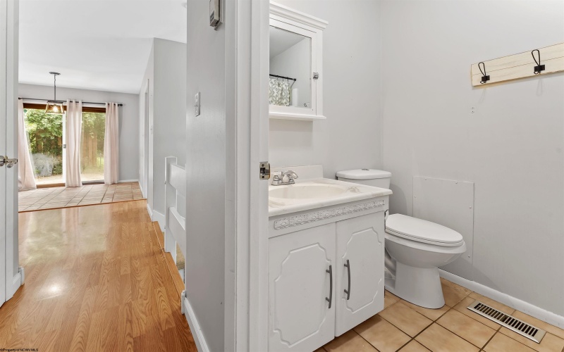 255 Spring Street, Morgantown, West Virginia 26505, 3 Bedrooms Bedrooms, 6 Rooms Rooms,2 BathroomsBathrooms,Single Family Detached,For Sale,Spring,10161106