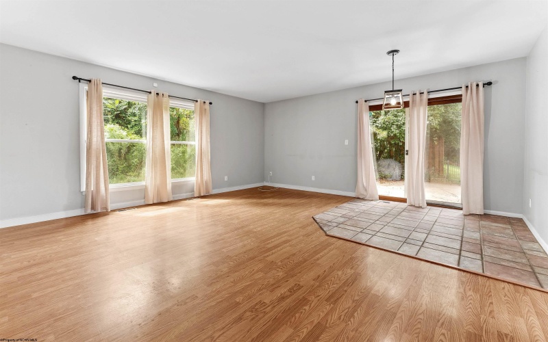 255 Spring Street, Morgantown, West Virginia 26505, 3 Bedrooms Bedrooms, 6 Rooms Rooms,2 BathroomsBathrooms,Single Family Detached,For Sale,Spring,10161106