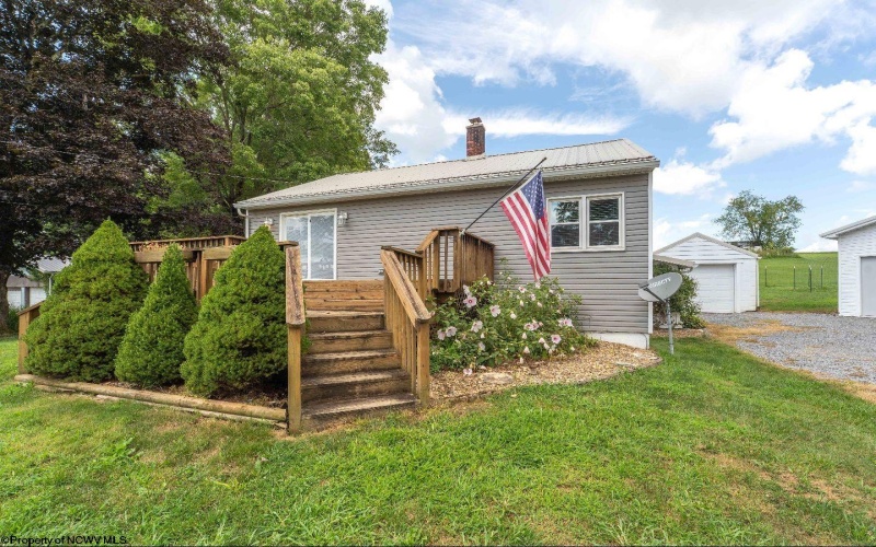 1539 Long Hollow Road, Masontown, West Virginia 26542, 2 Bedrooms Bedrooms, 7 Rooms Rooms,1 BathroomBathrooms,Single Family Detached,For Sale,Long Hollow,10161111