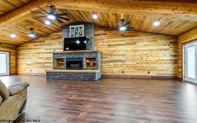 650 Sam Cavins Road, West Union, West Virginia 26456, 3 Bedrooms Bedrooms, 7 Rooms Rooms,3 BathroomsBathrooms,Single Family Detached,For Sale,Sam Cavins,10161112