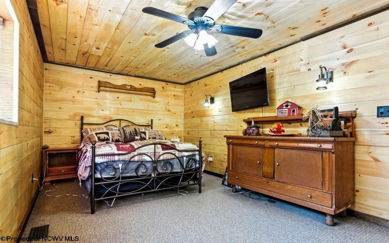 650 Sam Cavins Road, West Union, West Virginia 26456, 3 Bedrooms Bedrooms, 7 Rooms Rooms,3 BathroomsBathrooms,Single Family Detached,For Sale,Sam Cavins,10161112