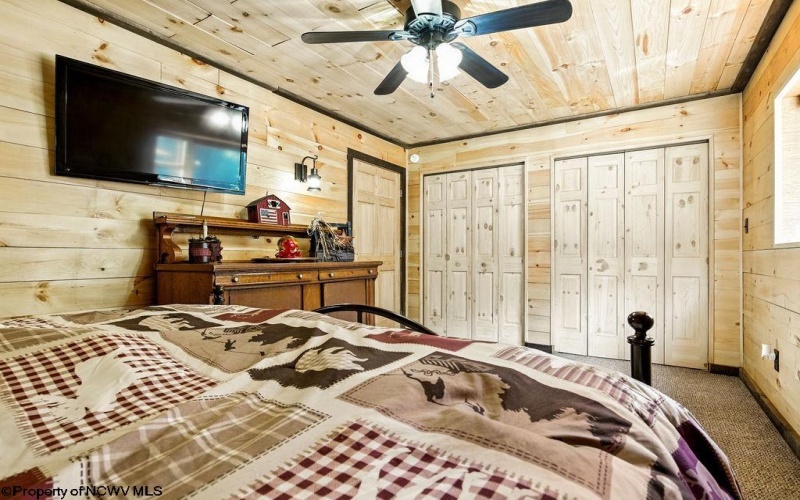 650 Sam Cavins Road, West Union, West Virginia 26456, 3 Bedrooms Bedrooms, 7 Rooms Rooms,3 BathroomsBathrooms,Single Family Detached,For Sale,Sam Cavins,10161112