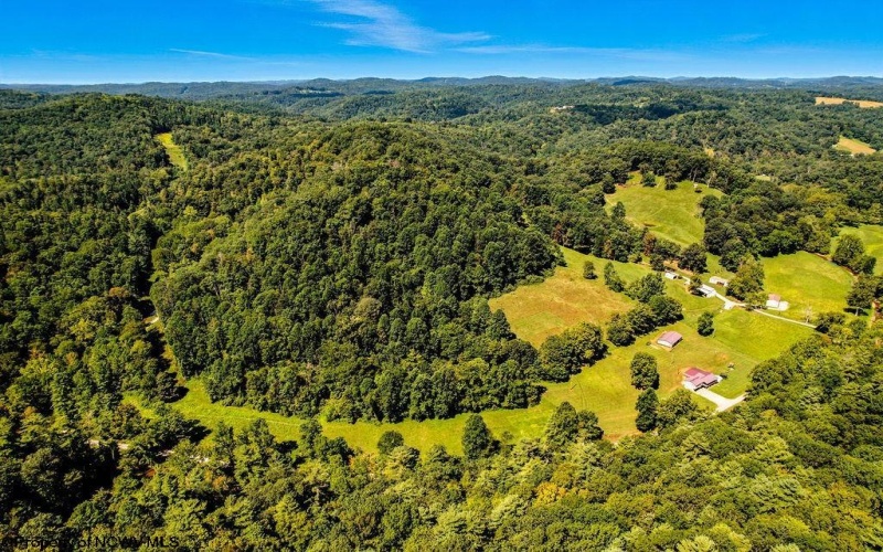 650 Sam Cavins Road, West Union, West Virginia 26456, 3 Bedrooms Bedrooms, 7 Rooms Rooms,3 BathroomsBathrooms,Single Family Detached,For Sale,Sam Cavins,10161112