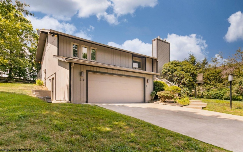 22 Cedarwood Drive, Morgantown, West Virginia 26505, 4 Bedrooms Bedrooms, 6 Rooms Rooms,3 BathroomsBathrooms,Single Family Detached,For Sale,Cedarwood,10161115