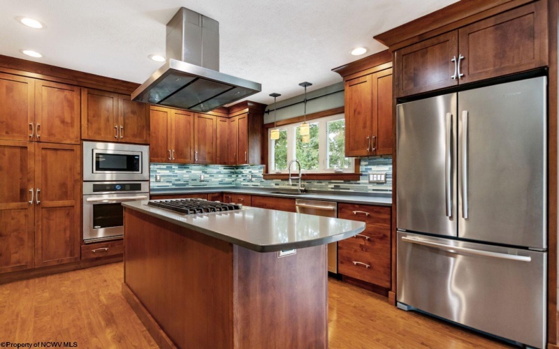 22 Cedarwood Drive, Morgantown, West Virginia 26505, 4 Bedrooms Bedrooms, 6 Rooms Rooms,3 BathroomsBathrooms,Single Family Detached,For Sale,Cedarwood,10161115