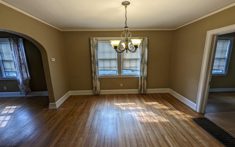 1232 Lions Avenue, Morgantown, West Virginia 26505, 3 Bedrooms Bedrooms, 6 Rooms Rooms,2 BathroomsBathrooms,Single Family Detached,For Sale,Lions,10161116