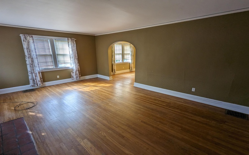 1232 Lions Avenue, Morgantown, West Virginia 26505, 3 Bedrooms Bedrooms, 6 Rooms Rooms,2 BathroomsBathrooms,Single Family Detached,For Sale,Lions,10161116