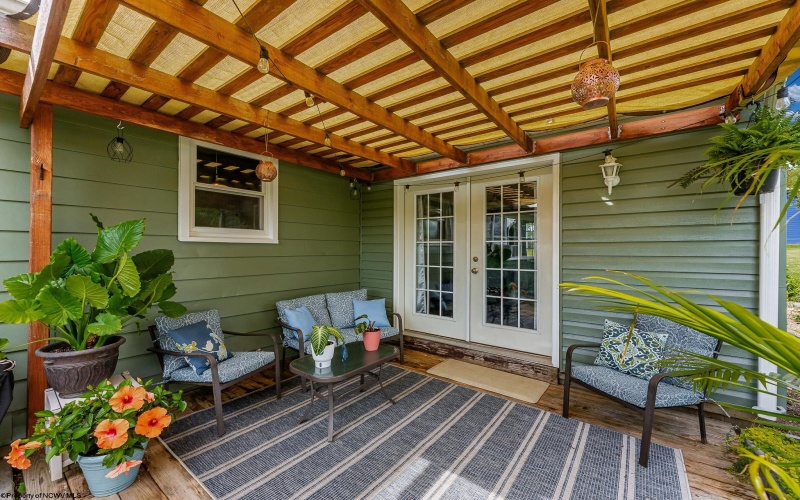 215 10th Street, Oakland, Maryland 21550, 3 Bedrooms Bedrooms, 10 Rooms Rooms,1 BathroomBathrooms,Single Family Detached,For Sale,10th,10161122