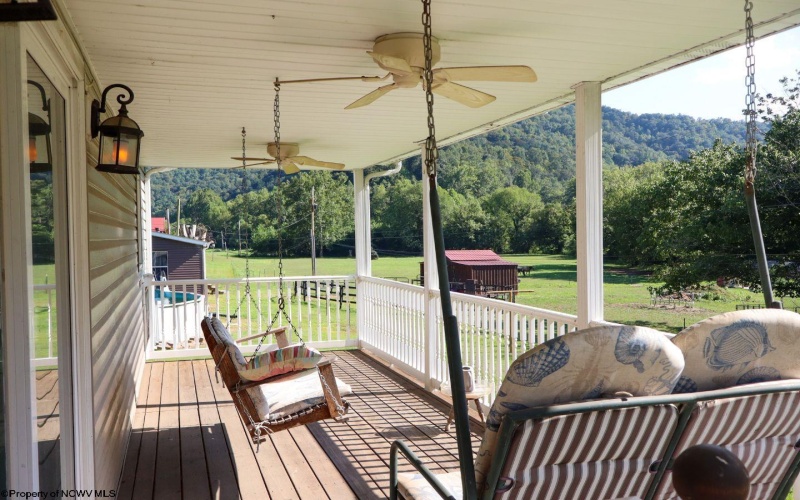 88 Piney Fork Road, Pine Grove, West Virginia 26419, 3 Bedrooms Bedrooms, 8 Rooms Rooms,2 BathroomsBathrooms,Single Family Detached,For Sale,Piney Fork,10161120