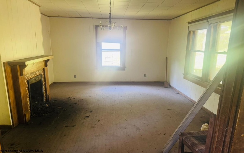 4503 River Road, Morgantown, West Virginia 26501, 3 Bedrooms Bedrooms, 6 Rooms Rooms,1 BathroomBathrooms,Single Family Detached,For Sale,River,10161119