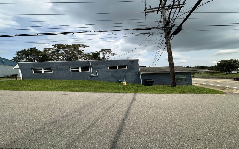 1515 Fairmont Avenue, Fairmont, West Virginia 26554, ,Multi-unit/income,For Sale,Fairmont,10161138