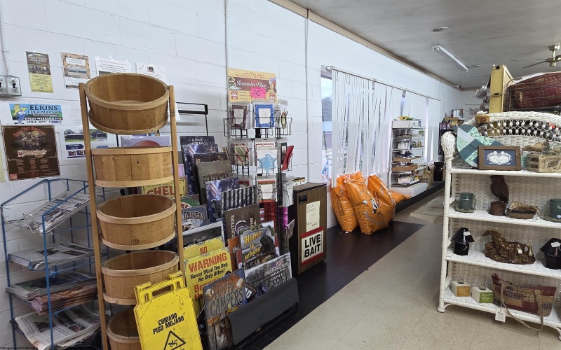 4016 Appalachian Highway, Dryfork, West Virginia 26263, ,Commercial/industrial,For Sale,Appalachian,10161135