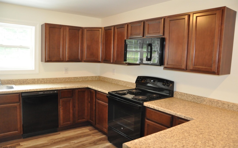 22 Cattail Circle, Morgantown, West Virginia 26505, 2 Bedrooms Bedrooms, 4 Rooms Rooms,2 BathroomsBathrooms,Residential Rentals,For Rent,Cattail,10161133