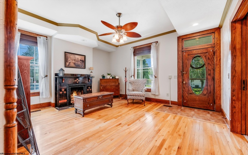 3 Pine Street, Barrackville, West Virginia 26559, 4 Bedrooms Bedrooms, 8 Rooms Rooms,1 BathroomBathrooms,Single Family Detached,For Sale,Pine,10161143