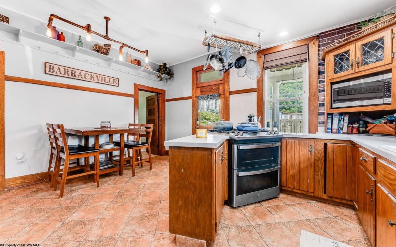 3 Pine Street, Barrackville, West Virginia 26559, 4 Bedrooms Bedrooms, 8 Rooms Rooms,1 BathroomBathrooms,Single Family Detached,For Sale,Pine,10161143