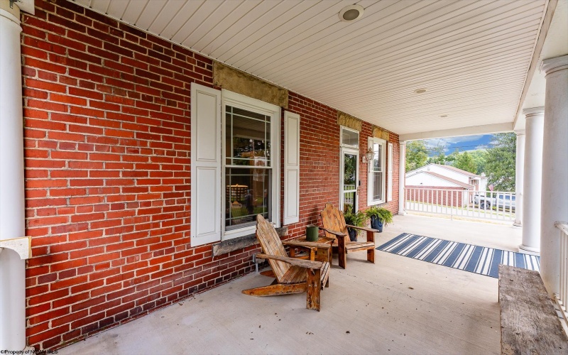 3 Pine Street, Barrackville, West Virginia 26559, 4 Bedrooms Bedrooms, 8 Rooms Rooms,1 BathroomBathrooms,Single Family Detached,For Sale,Pine,10161143