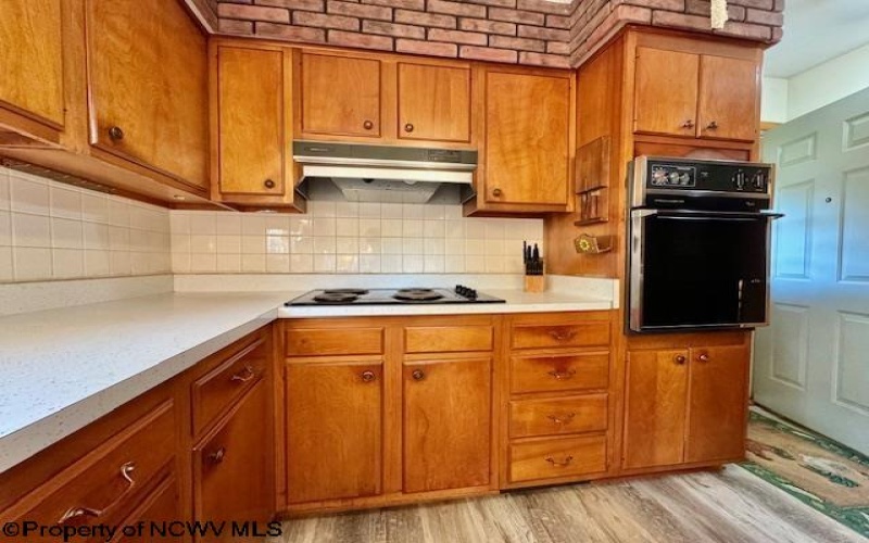 120 Brown Street, Clarksburg, West Virginia 26301, 3 Bedrooms Bedrooms, 7 Rooms Rooms,2 BathroomsBathrooms,Single Family Detached,For Sale,Brown,10161139