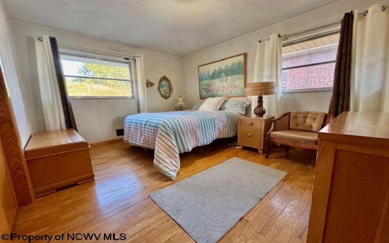 120 Brown Street, Clarksburg, West Virginia 26301, 3 Bedrooms Bedrooms, 7 Rooms Rooms,2 BathroomsBathrooms,Single Family Detached,For Sale,Brown,10161139