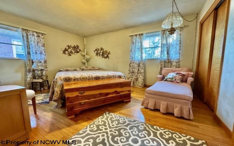 120 Brown Street, Clarksburg, West Virginia 26301, 3 Bedrooms Bedrooms, 7 Rooms Rooms,2 BathroomsBathrooms,Single Family Detached,For Sale,Brown,10161139