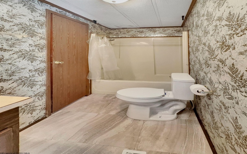 1377 Beechtown Road, French Creek, West Virginia 26218, 3 Bedrooms Bedrooms, 8 Rooms Rooms,2 BathroomsBathrooms,Single Family Detached,For Sale,Beechtown,10161132