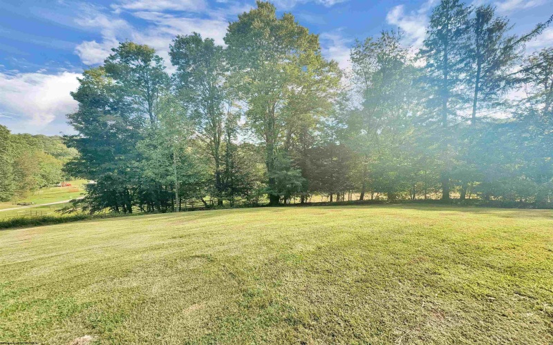 1377 Beechtown Road, French Creek, West Virginia 26218, 3 Bedrooms Bedrooms, 8 Rooms Rooms,2 BathroomsBathrooms,Single Family Detached,For Sale,Beechtown,10161132