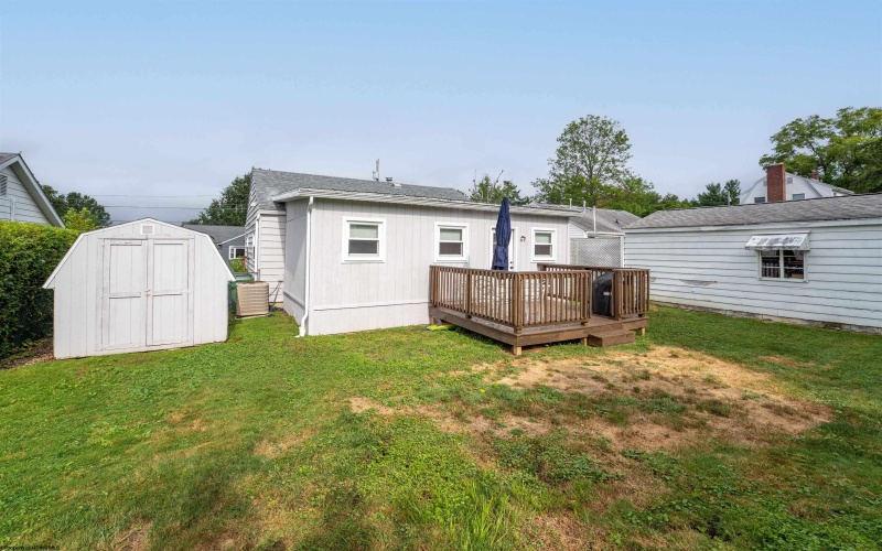 560 Plymouth Avenue, Morgantown, West Virginia 26505, 2 Bedrooms Bedrooms, 6 Rooms Rooms,1 BathroomBathrooms,Single Family Detached,For Sale,Plymouth,10161153