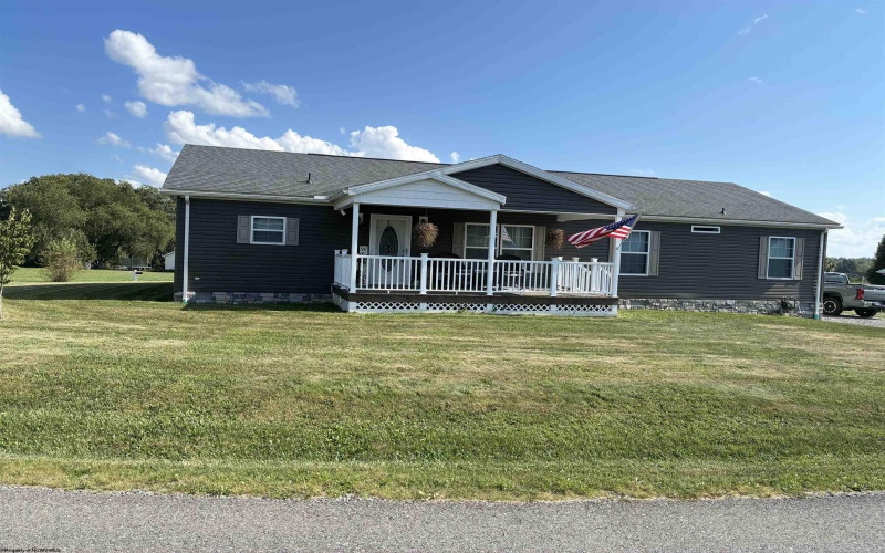 100 Chapel Brooke Circle, Reedsville, West Virginia 26547, 3 Bedrooms Bedrooms, 7 Rooms Rooms,2 BathroomsBathrooms,Single Family Detached,For Sale,Chapel Brooke,10161152