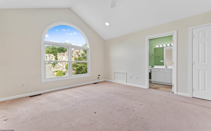 203 Palisades Drive, Morgantown, West Virginia 26508, 3 Bedrooms Bedrooms, 7 Rooms Rooms,2 BathroomsBathrooms,Single Family Attached,For Sale,Palisades,10161151