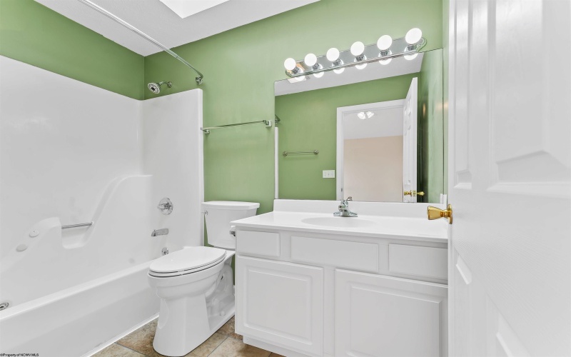 203 Palisades Drive, Morgantown, West Virginia 26508, 3 Bedrooms Bedrooms, 7 Rooms Rooms,2 BathroomsBathrooms,Single Family Attached,For Sale,Palisades,10161151