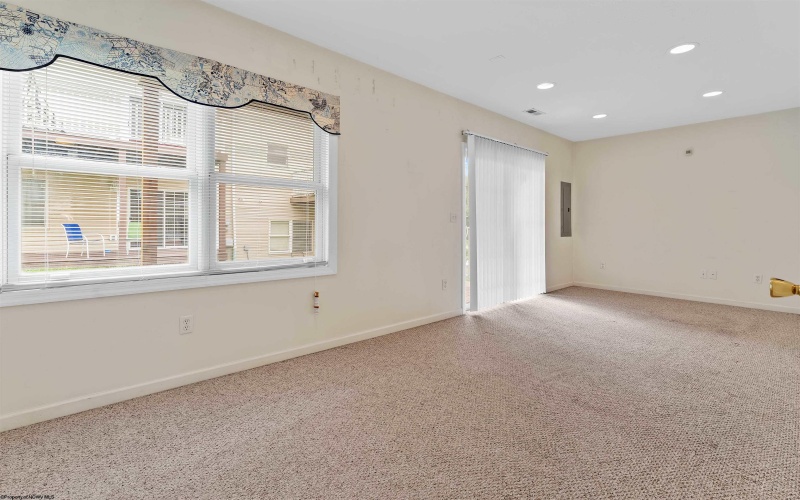 203 Palisades Drive, Morgantown, West Virginia 26508, 3 Bedrooms Bedrooms, 7 Rooms Rooms,2 BathroomsBathrooms,Single Family Attached,For Sale,Palisades,10161151