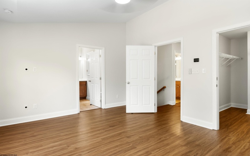 96 Claremont Court, Morgantown, West Virginia 26501, 3 Bedrooms Bedrooms, 7 Rooms Rooms,2 BathroomsBathrooms,Single Family Attached,For Sale,Claremont,10161167