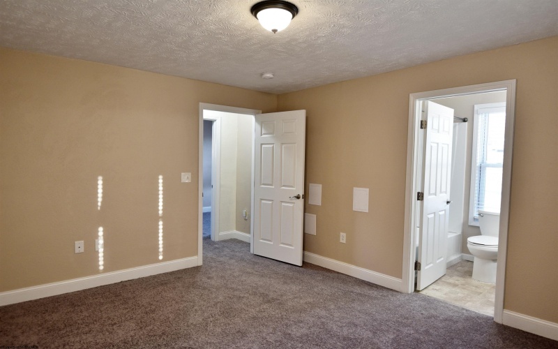 539 Main Street, Bridgeport, West Virginia 26330, 3 Bedrooms Bedrooms, 6 Rooms Rooms,4 BathroomsBathrooms,Residential Rentals,For Rent,Main,10161157