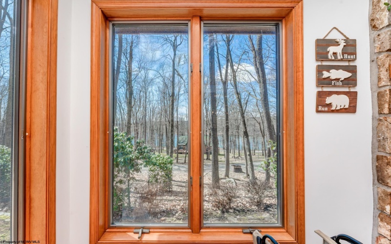 544 Clover Drive, Terra Alta, West Virginia 26764, 2 Bedrooms Bedrooms, 6 Rooms Rooms,2 BathroomsBathrooms,Single Family Detached,For Sale,Clover,10161171