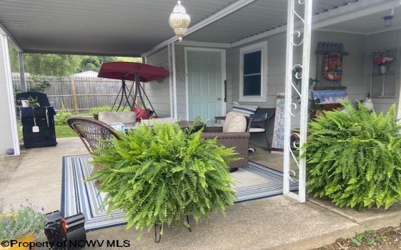 226 Bridge Street, Lumberport, West Virginia 26386-0923, 2 Bedrooms Bedrooms, 6 Rooms Rooms,1 BathroomBathrooms,Single Family Detached,For Sale,Bridge,10161170