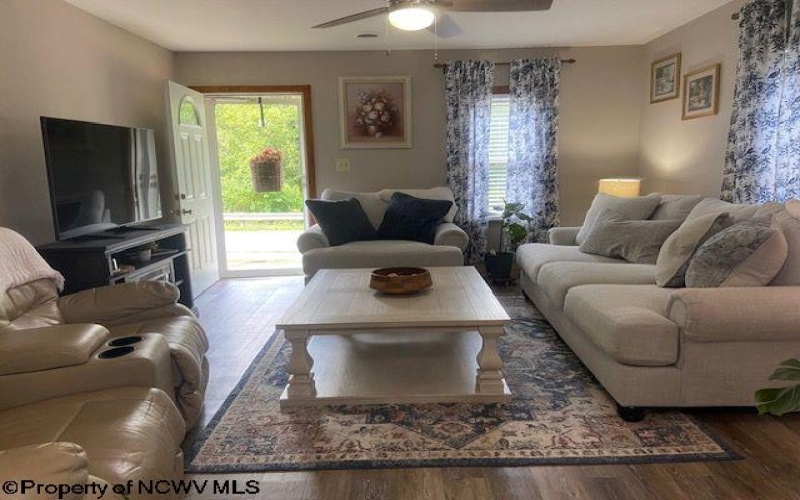 226 Bridge Street, Lumberport, West Virginia 26386-0923, 2 Bedrooms Bedrooms, 6 Rooms Rooms,1 BathroomBathrooms,Single Family Detached,For Sale,Bridge,10161170