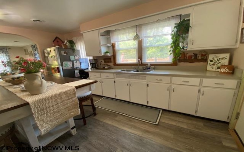 226 Bridge Street, Lumberport, West Virginia 26386-0923, 2 Bedrooms Bedrooms, 6 Rooms Rooms,1 BathroomBathrooms,Single Family Detached,For Sale,Bridge,10161170