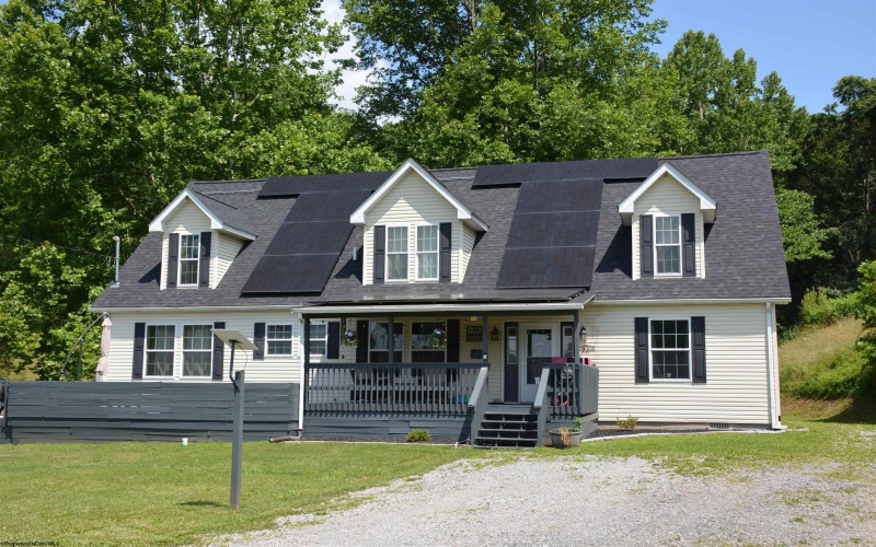 445 Poplar Street, Jane Lew, West Virginia 26378, 5 Bedrooms Bedrooms, 9 Rooms Rooms,2 BathroomsBathrooms,Single Family Detached,For Sale,Poplar,10161160