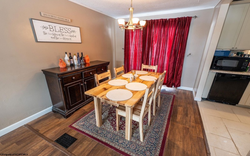 127 Hillside Drive, Buckhannon, West Virginia 26201, 4 Bedrooms Bedrooms, 8 Rooms Rooms,1 BathroomBathrooms,Single Family Detached,For Sale,Hillside,10161162