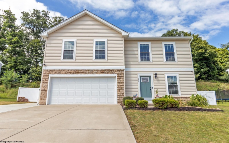 353 Bay Street, Morgantown, West Virginia 26508, 4 Bedrooms Bedrooms, 8 Rooms Rooms,2 BathroomsBathrooms,Single Family Detached,For Sale,Bay,10161158