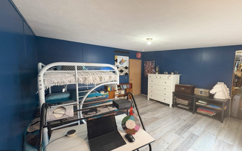 124 Wood Crest Road, Weston, West Virginia 26452, 3 Bedrooms Bedrooms, 7 Rooms Rooms,2 BathroomsBathrooms,Single Family Detached,For Sale,Wood Crest,10161156
